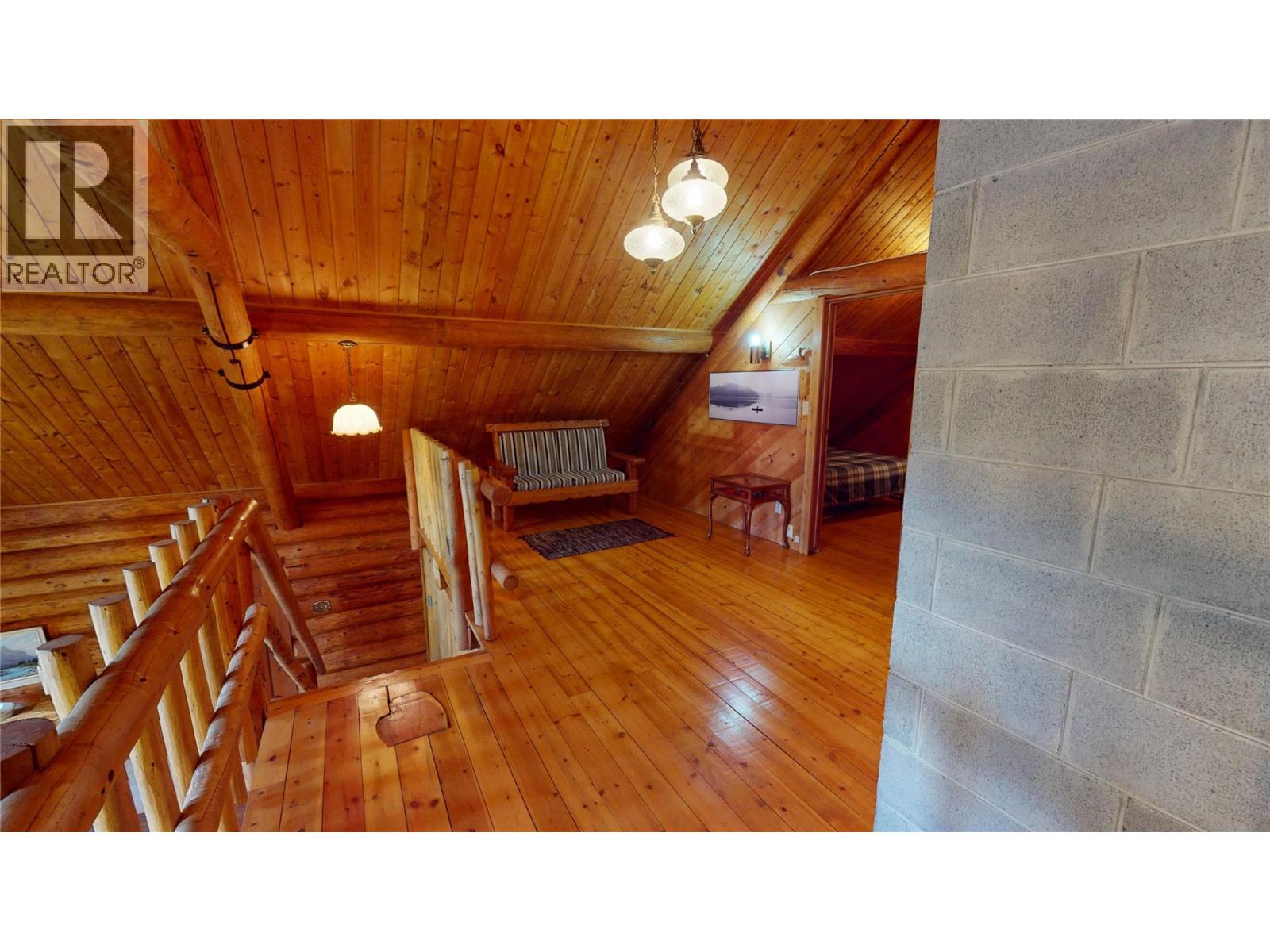 4892 Ogilvey Avenue, Fairmont Hot Springs, British Columbia  V0A 1L1 - Photo 20 - 10381408