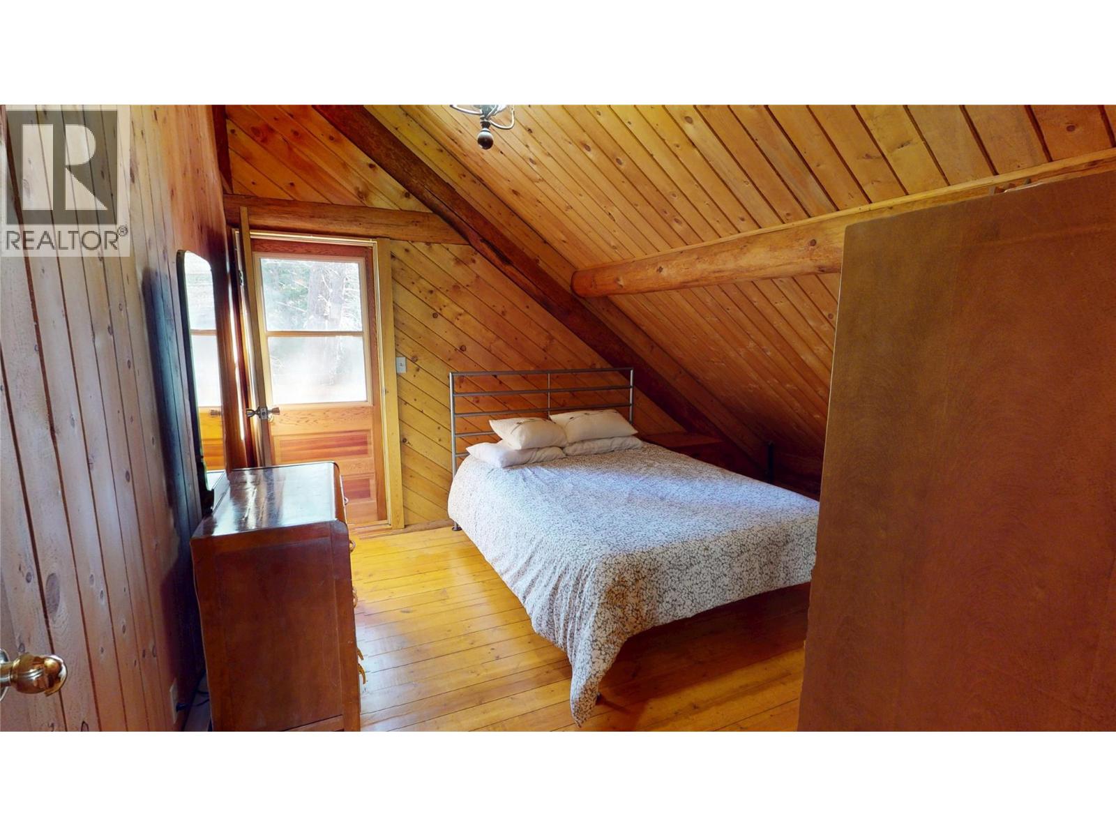 4892 Ogilvey Avenue, Fairmont Hot Springs, British Columbia  V0A 1L1 - Photo 23 - 10381408