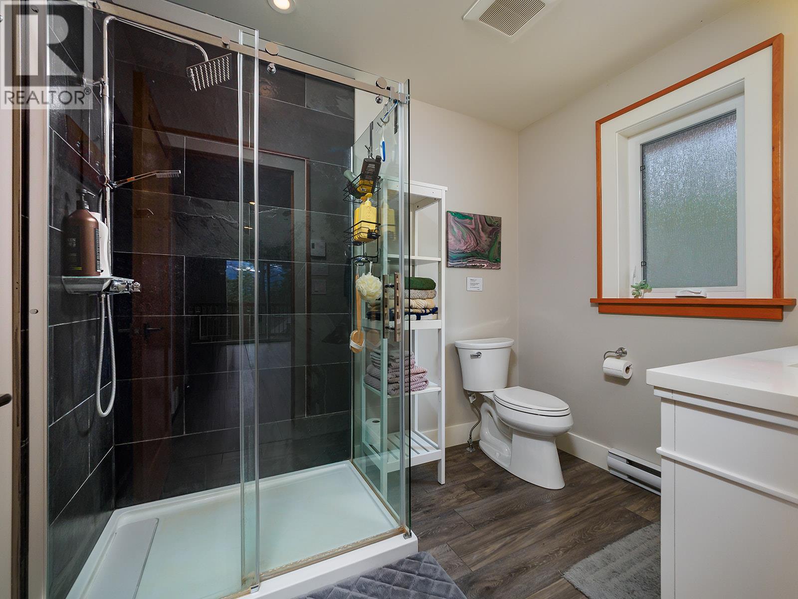 1352 Campbell Road, Golden, British Columbia  V0A 1H7 - Photo 20 - 10381478