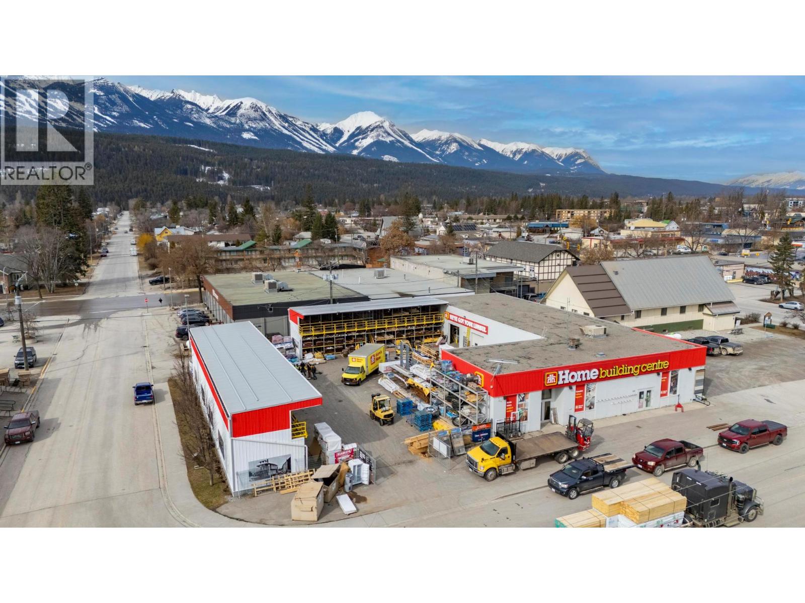 909 11th Avenue S, Golden, British Columbia  V0A 1H0 - Photo 11 - 10381624