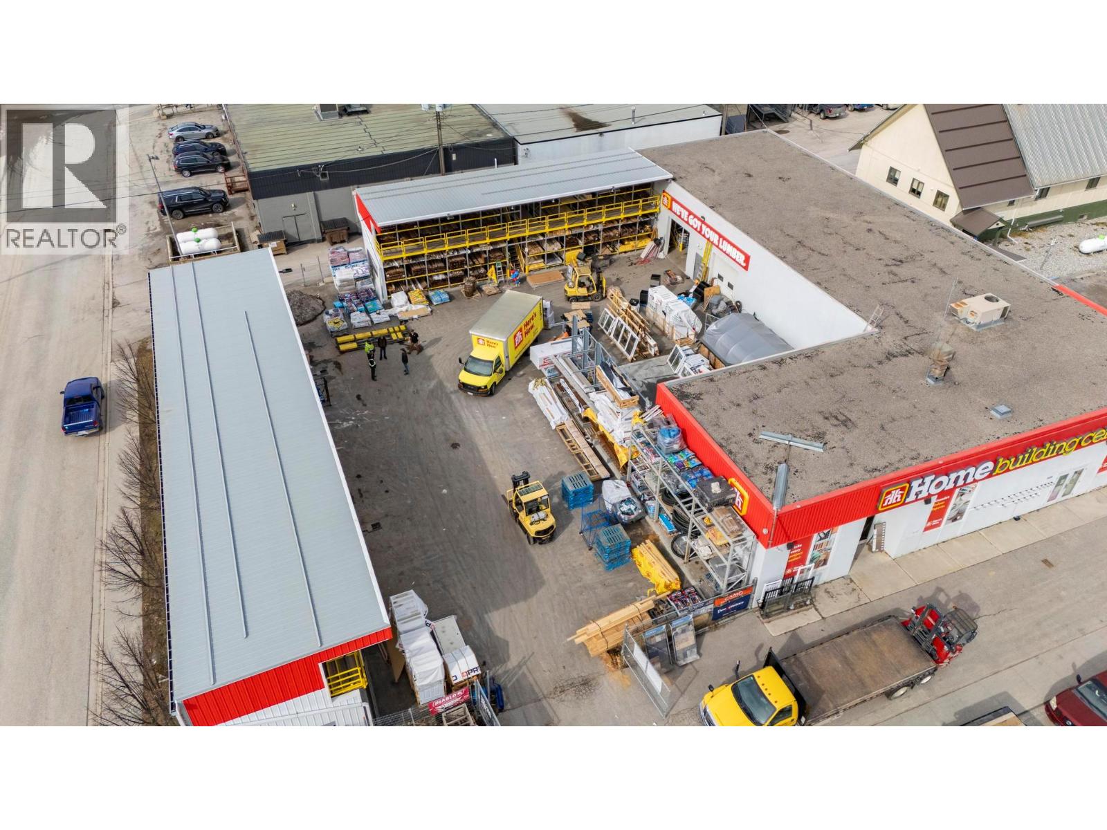 909 11th Avenue S, Golden, British Columbia  V0A 1H0 - Photo 3 - 10381624