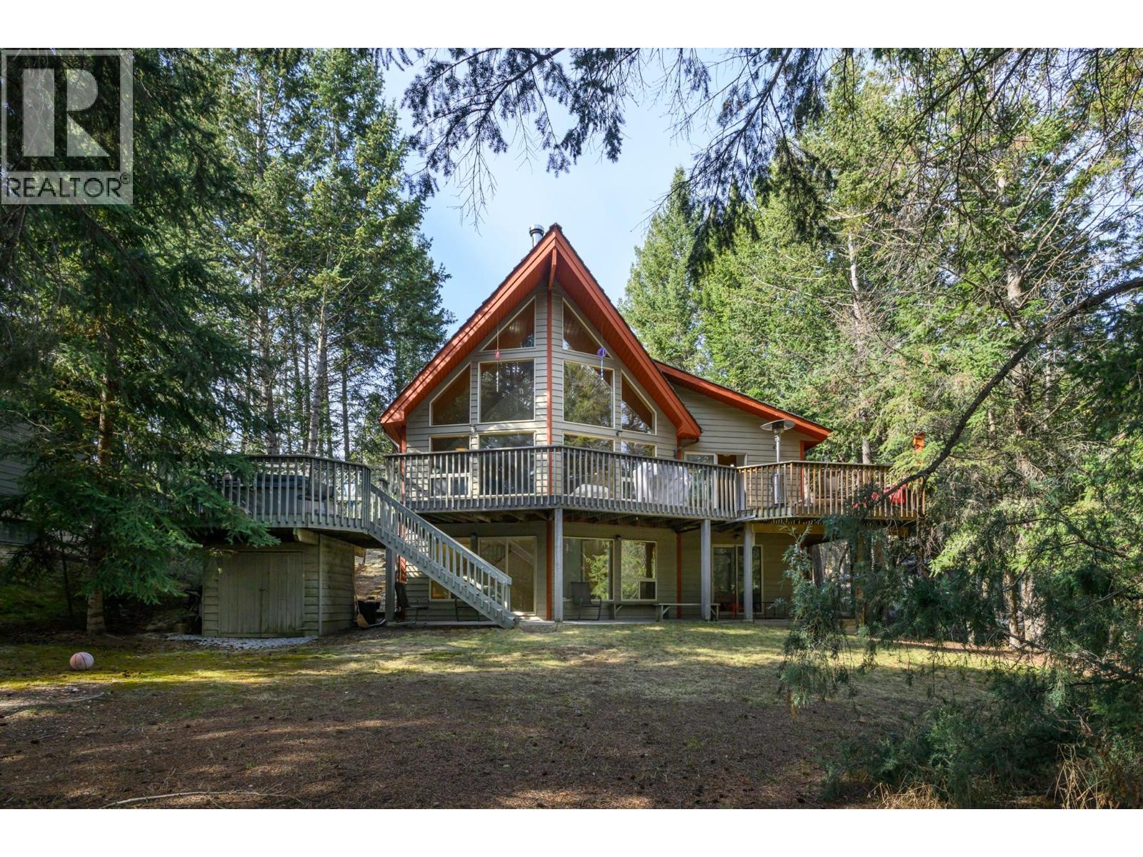 4943 Timber Way, Windermere, British Columbia