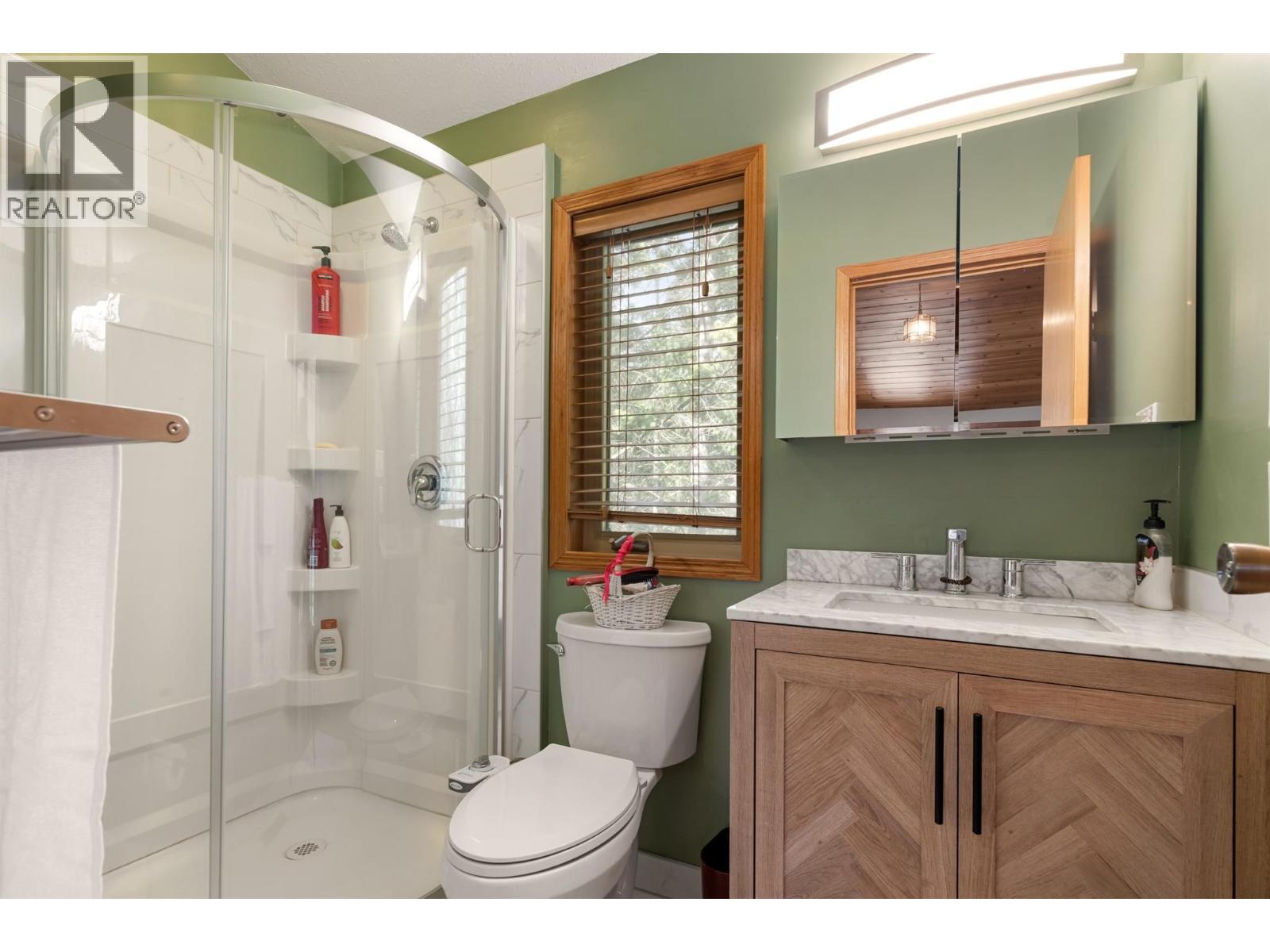 4943 Timber Way, Windermere, British Columbia  V0A 1K3 - Photo 15 - 10381247