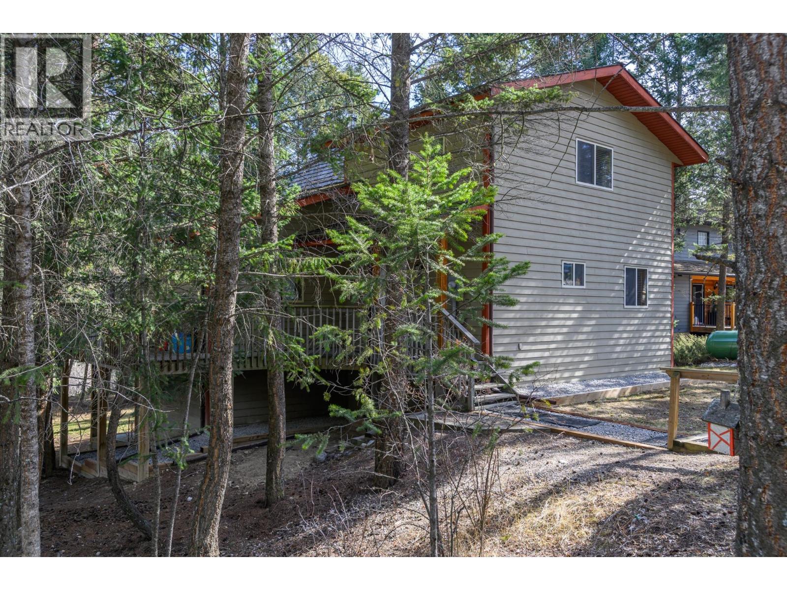 4943 Timber Way, Windermere, British Columbia  V0A 1K3 - Photo 27 - 10381247