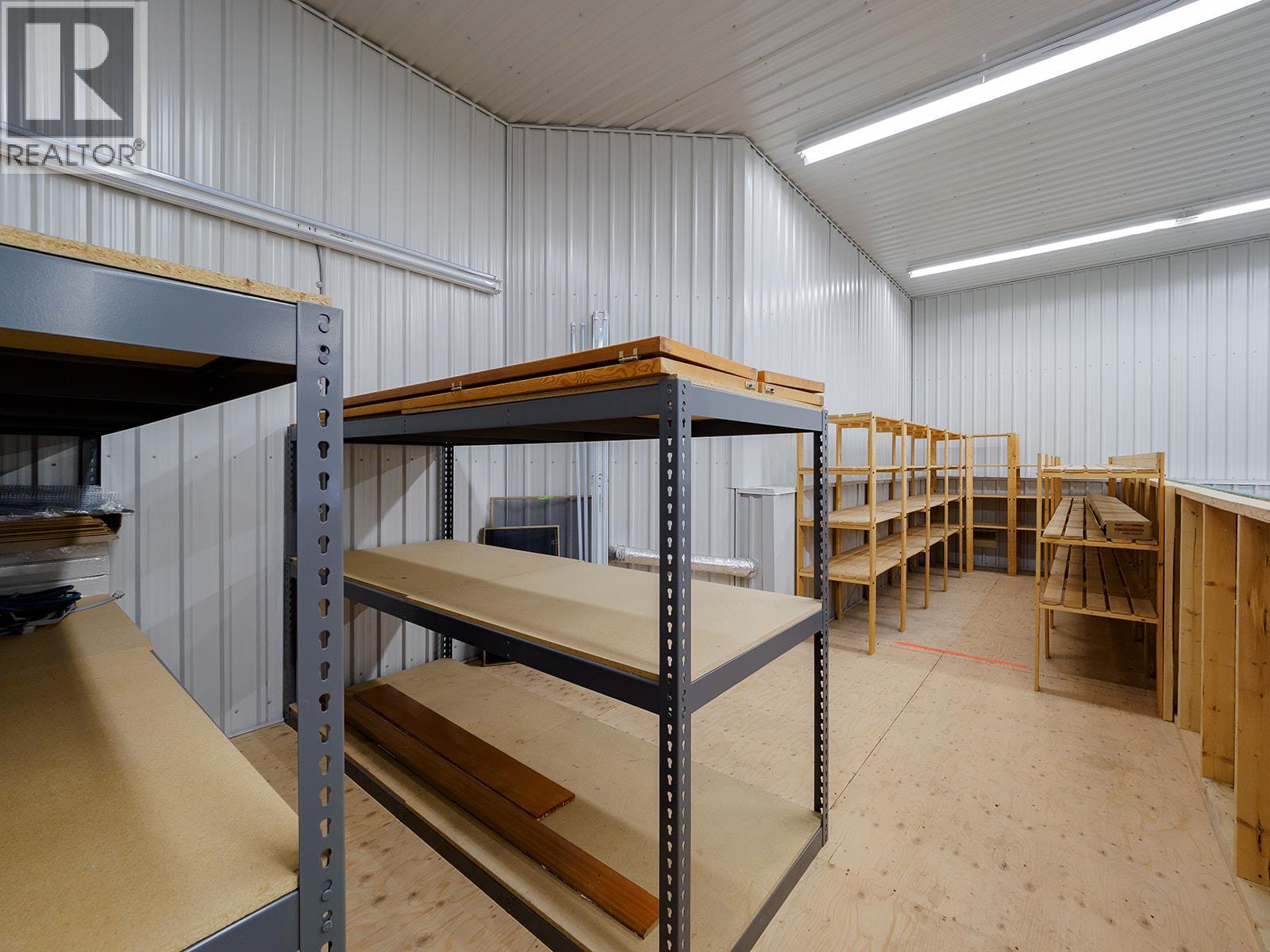 1756 Highway 95 Highway, Golden, British Columbia  V0A 1H0 - Photo 38 - 10381893