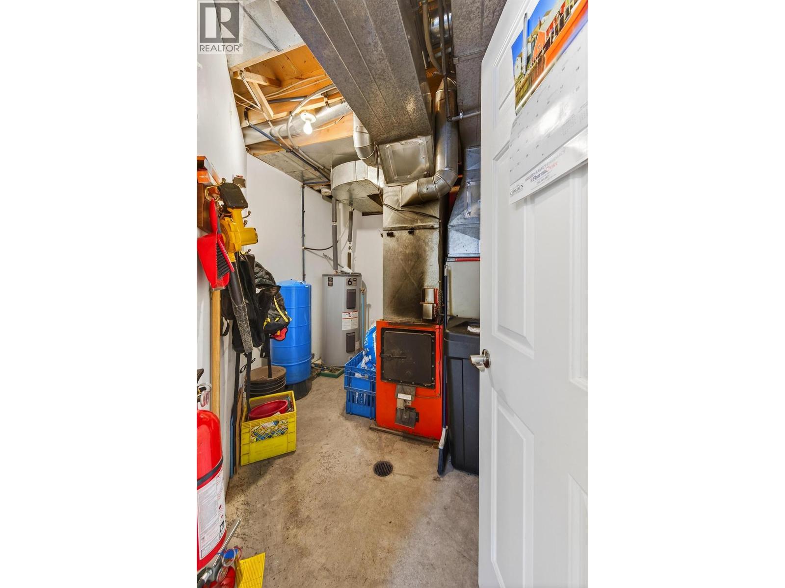 656 Lafontaine Road E, Golden, British Columbia  V0A 1H3 - Photo 46 - 10382072