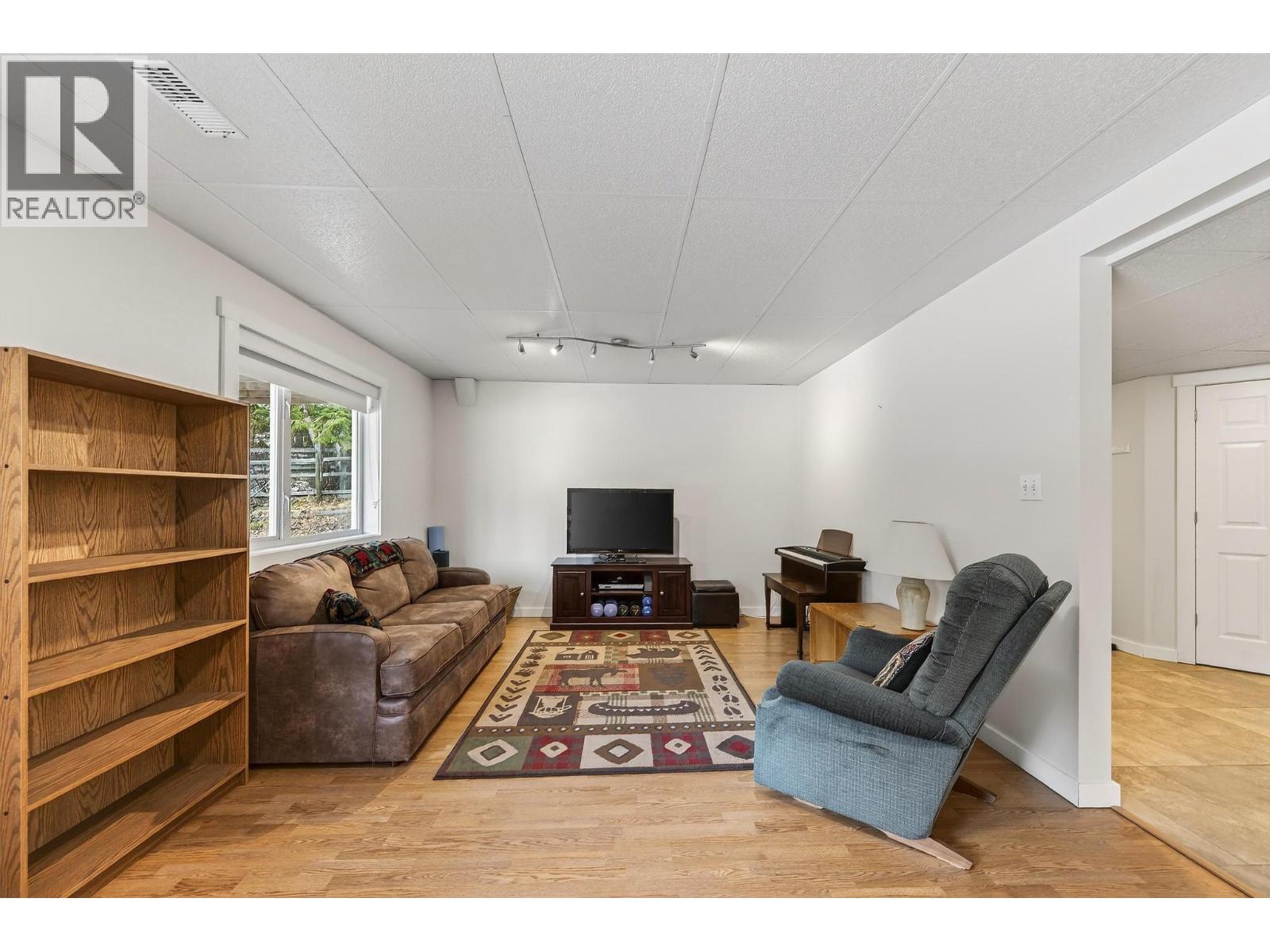 656 Lafontaine Road E, Golden, British Columbia  V0A 1H3 - Photo 52 - 10382072