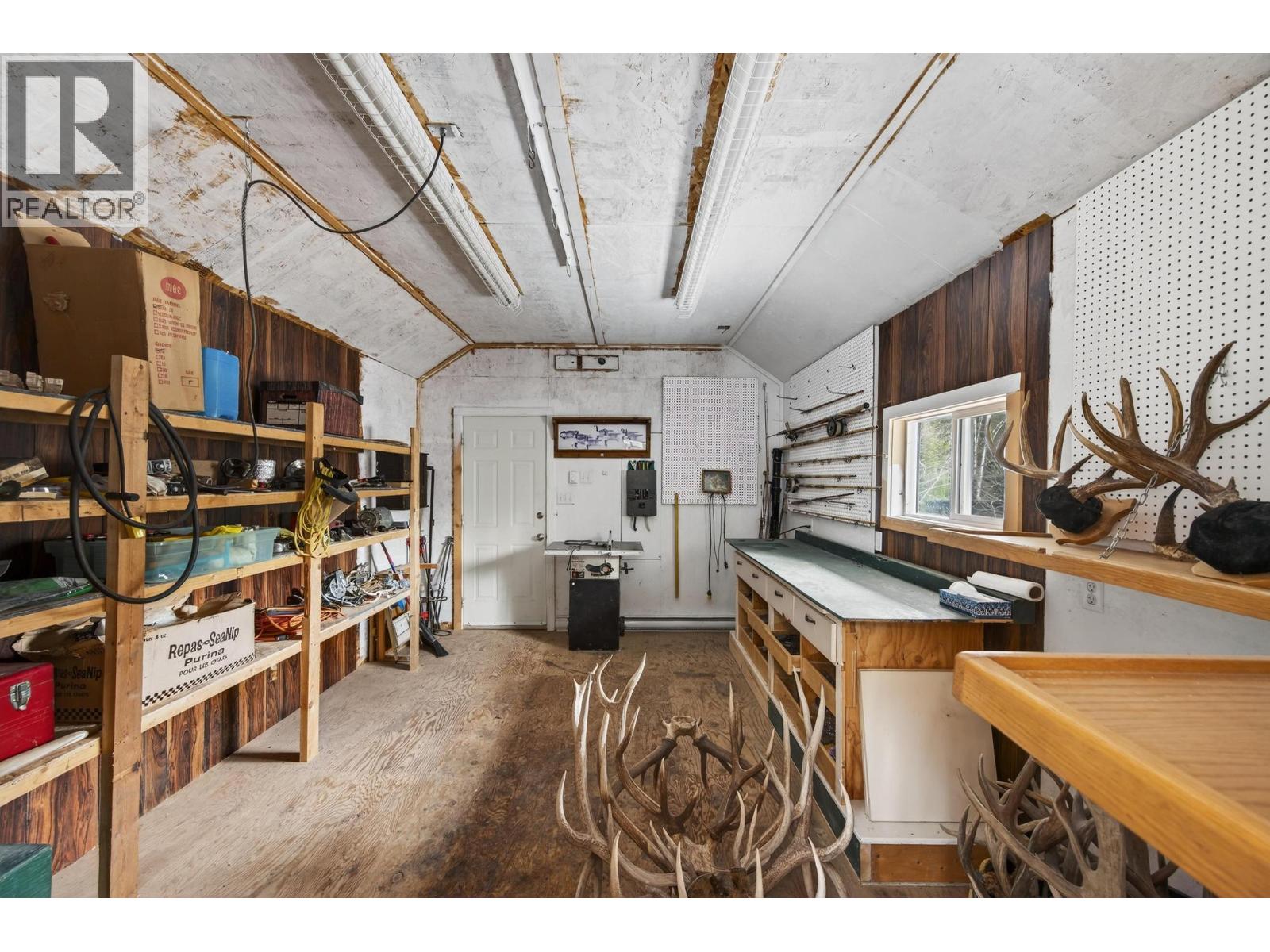 656 Lafontaine Road E, Golden, British Columbia  V0A 1H3 - Photo 78 - 10382072