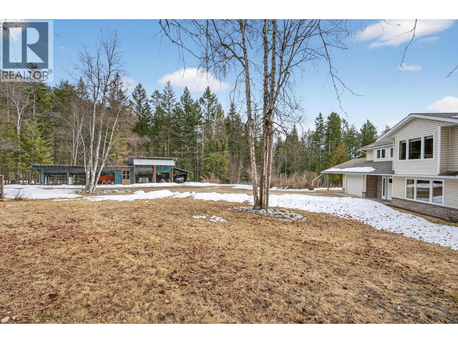 656 Lafontaine Road E, Golden, British Columbia  V0A 1H3 - Photo 79 - 10382072