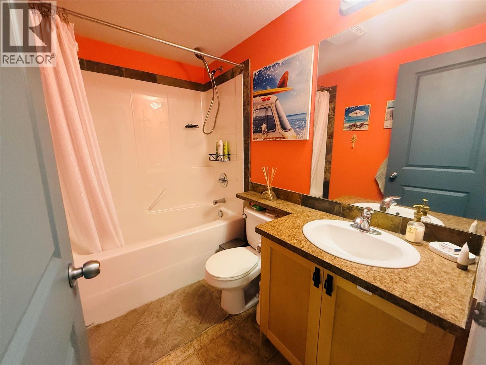 4874 Stanley Street Unit# 110, Radium Hot Springs, British Columbia  V0A 1M0 - Photo 18 - 10382106