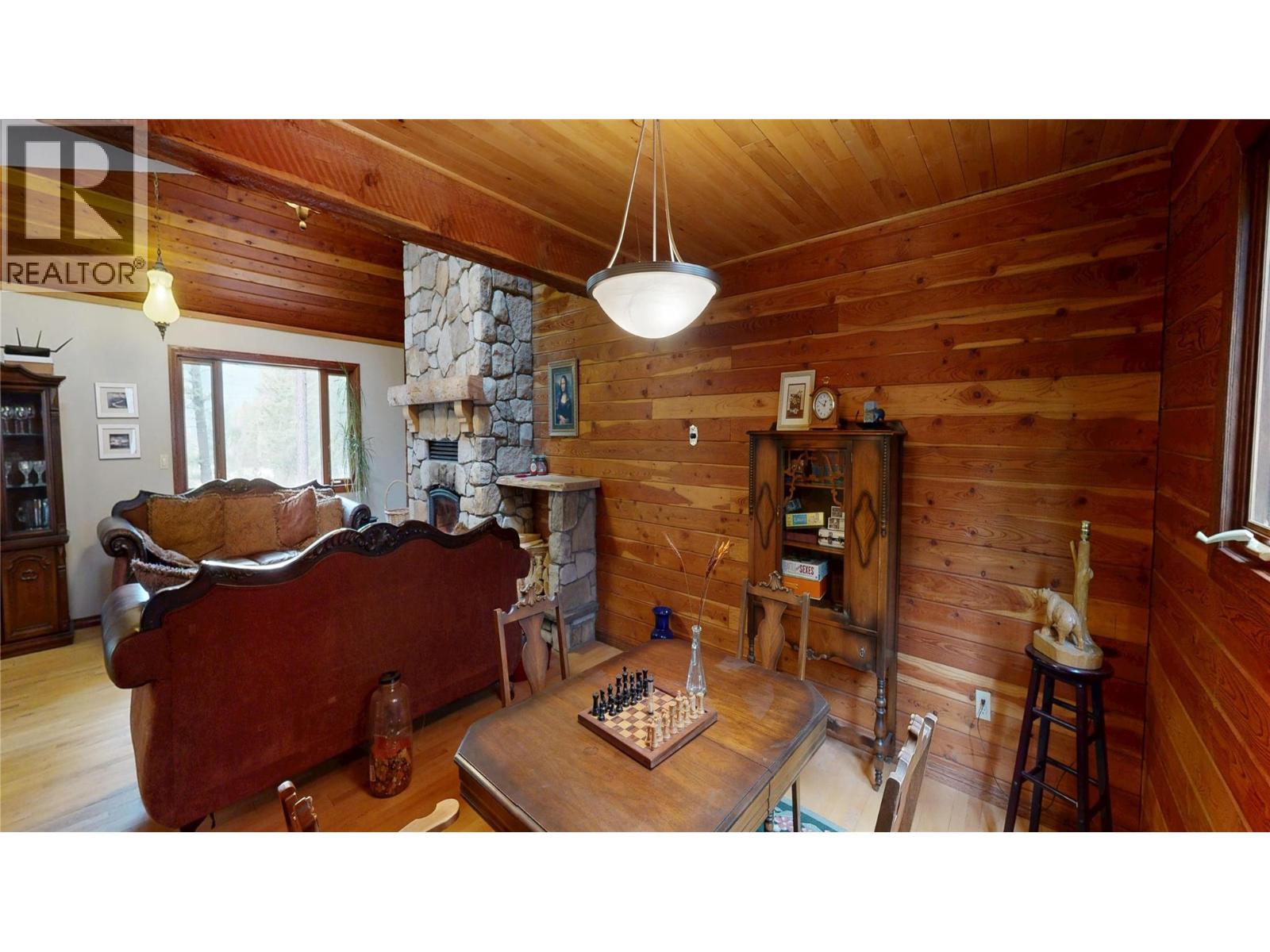 4406 Ashton Road, Spur Valley, British Columbia  V0A 1B0 - Photo 14 - 10381928