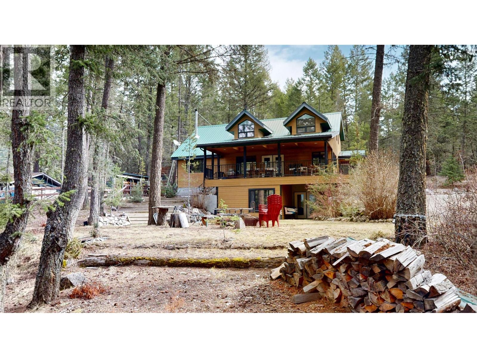 4406 Ashton Road, Spur Valley, British Columbia  V0A 1B0 - Photo 2 - 10381928