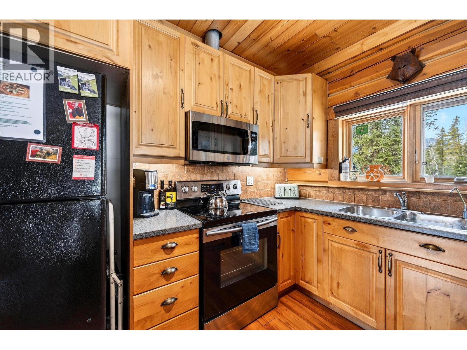 B-1732 Oberg Johnson Road, Golden, British Columbia  V0A 1H1 - Photo 11 - 10382126