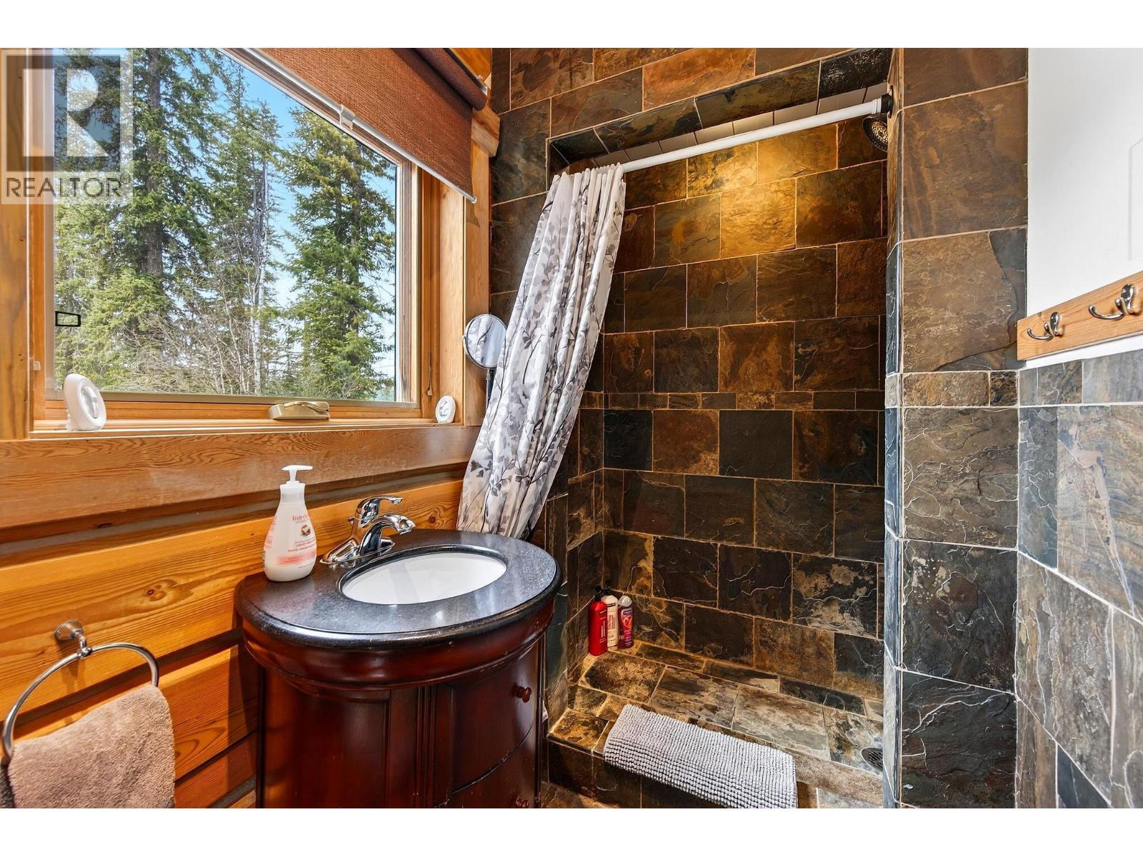 B-1732 Oberg Johnson Road, Golden, British Columbia  V0A 1H1 - Photo 26 - 10382126