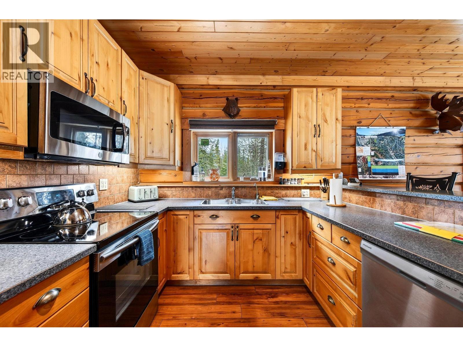 B-1732 Oberg Johnson Road, Golden, British Columbia  V0A 1H1 - Photo 9 - 10382126