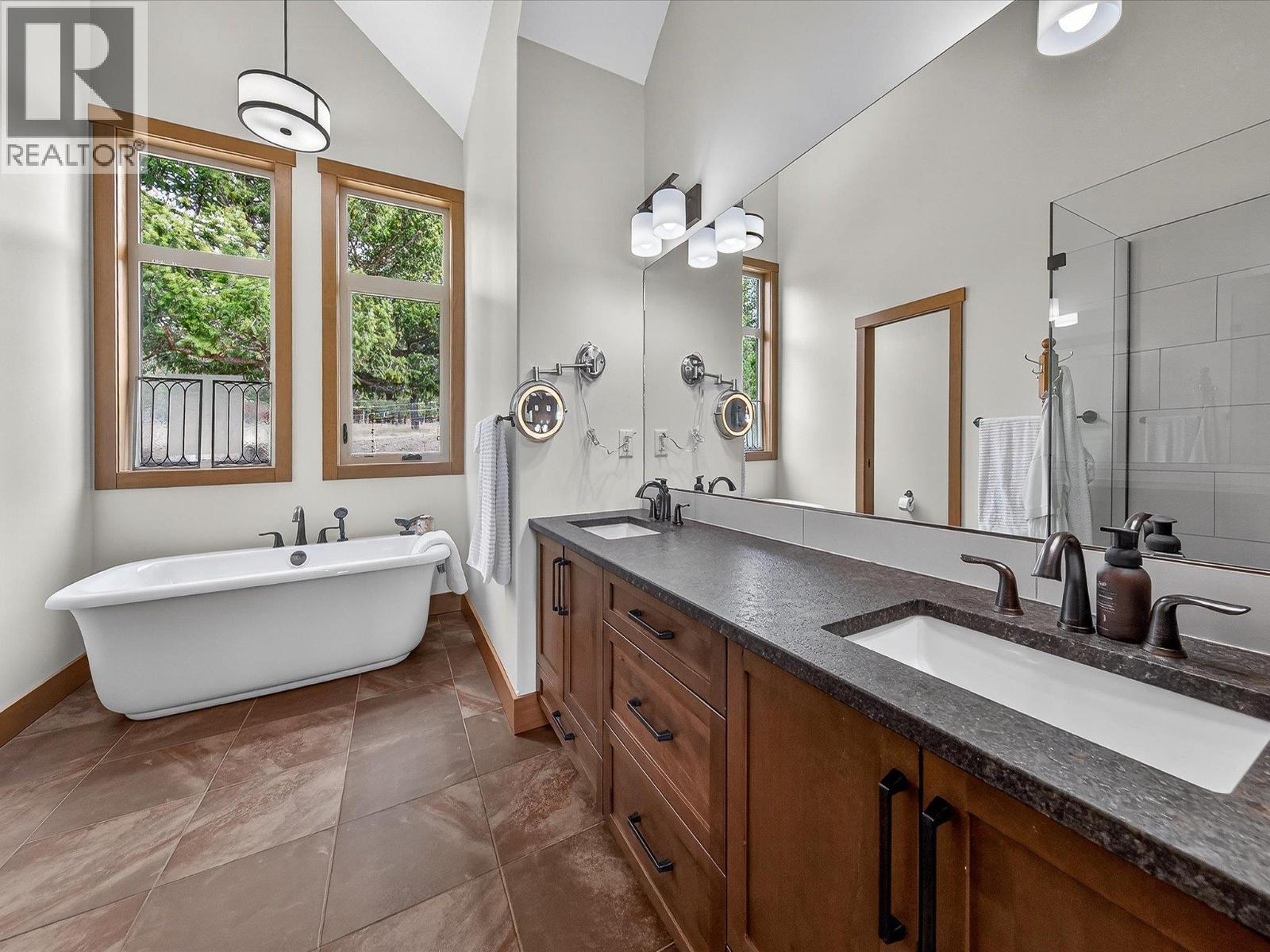 7540 Springs Terrace, Radium Hot Springs, British Columbia  V0A 1M0 - Photo 13 - 10382156