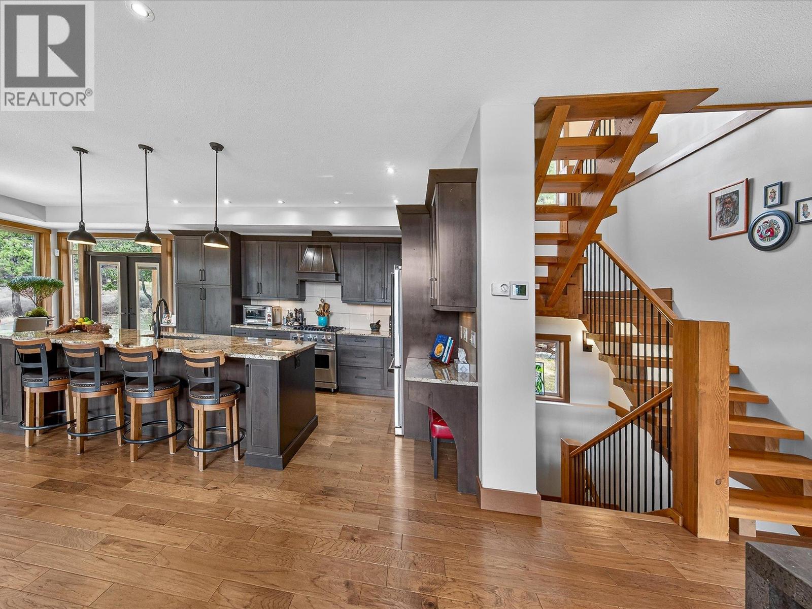 7540 Springs Terrace, Radium Hot Springs, British Columbia  V0A 1M0 - Photo 16 - 10382156