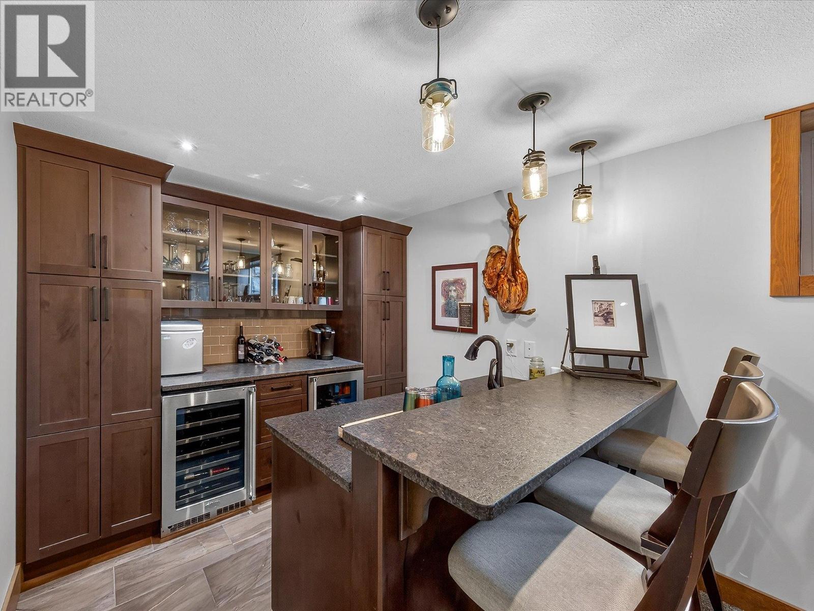 7540 Springs Terrace, Radium Hot Springs, British Columbia  V0A 1M0 - Photo 42 - 10382156