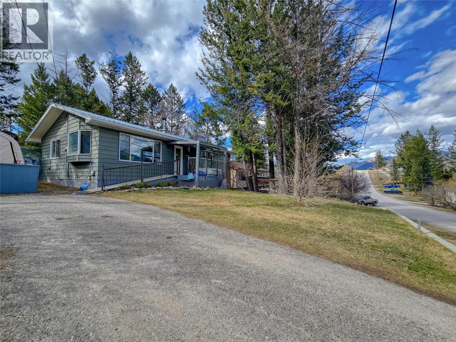1502 10th Avenue, Invermere, British Columbia  v0a 1k0 - Photo 11 - 10382138