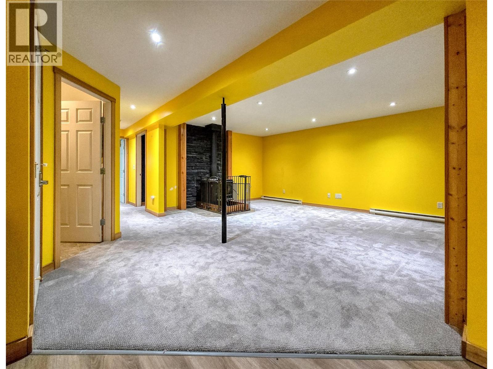 1502 10th Avenue, Invermere, British Columbia  v0a 1k0 - Photo 27 - 10382138