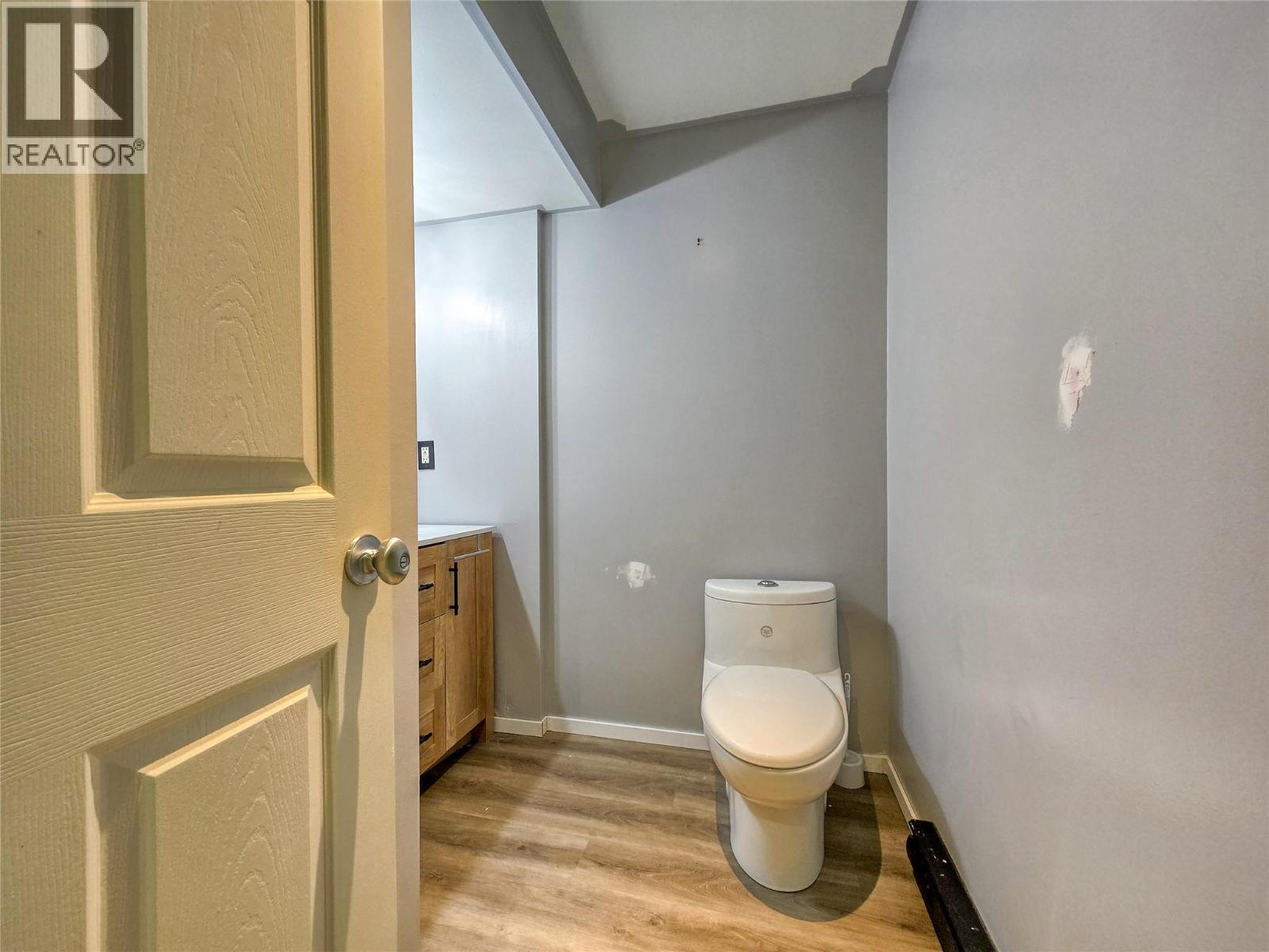 1502 10th Avenue, Invermere, British Columbia  v0a 1k0 - Photo 33 - 10382138