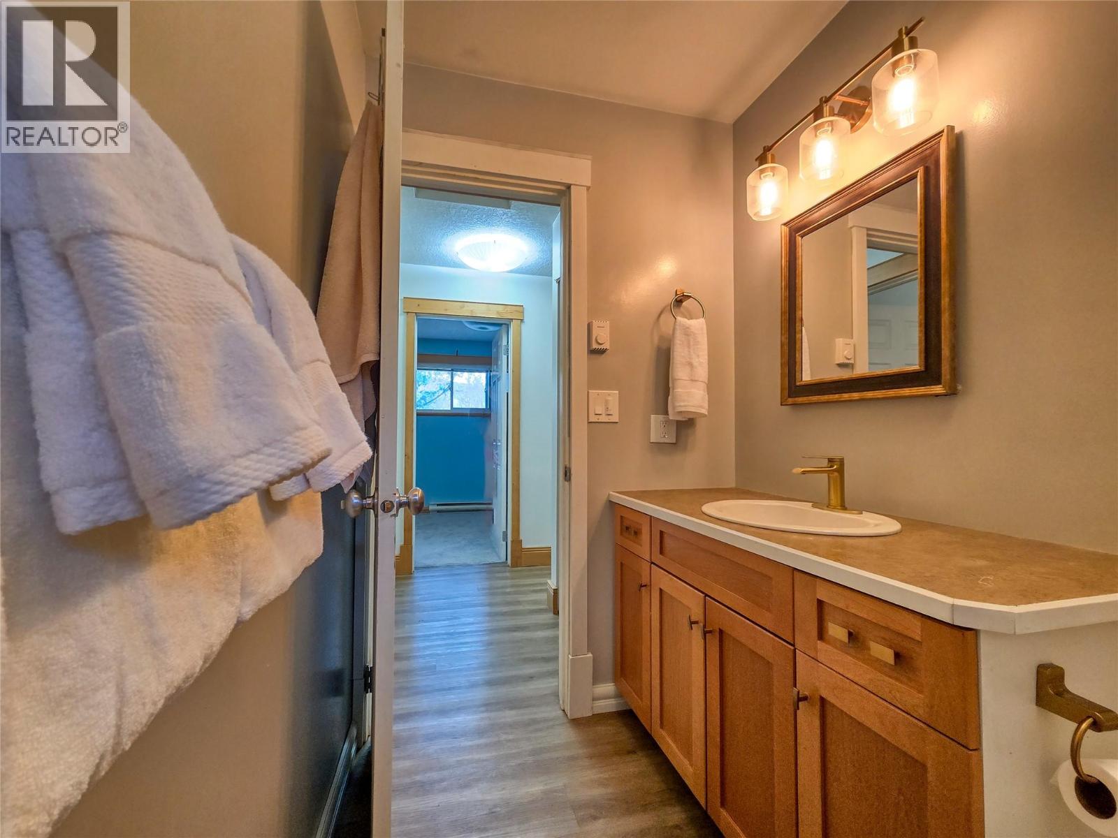 1502 10th Avenue, Invermere, British Columbia  v0a 1k0 - Photo 40 - 10382138