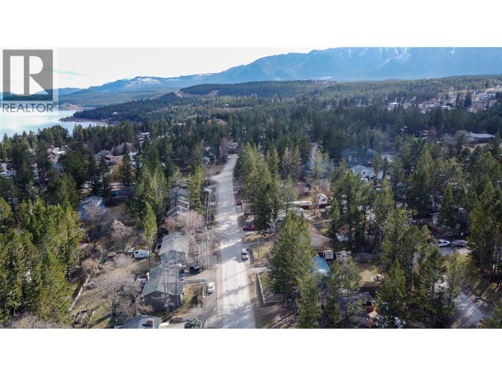 1502 10th Avenue, Invermere, British Columbia  v0a 1k0 - Photo 44 - 10382138