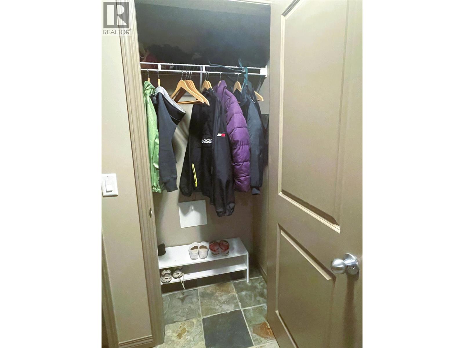 4884 Stanley Street Unit# 407, Radium Hot Springs, British Columbia  V0A 1M0 - Photo 10 - 10379787