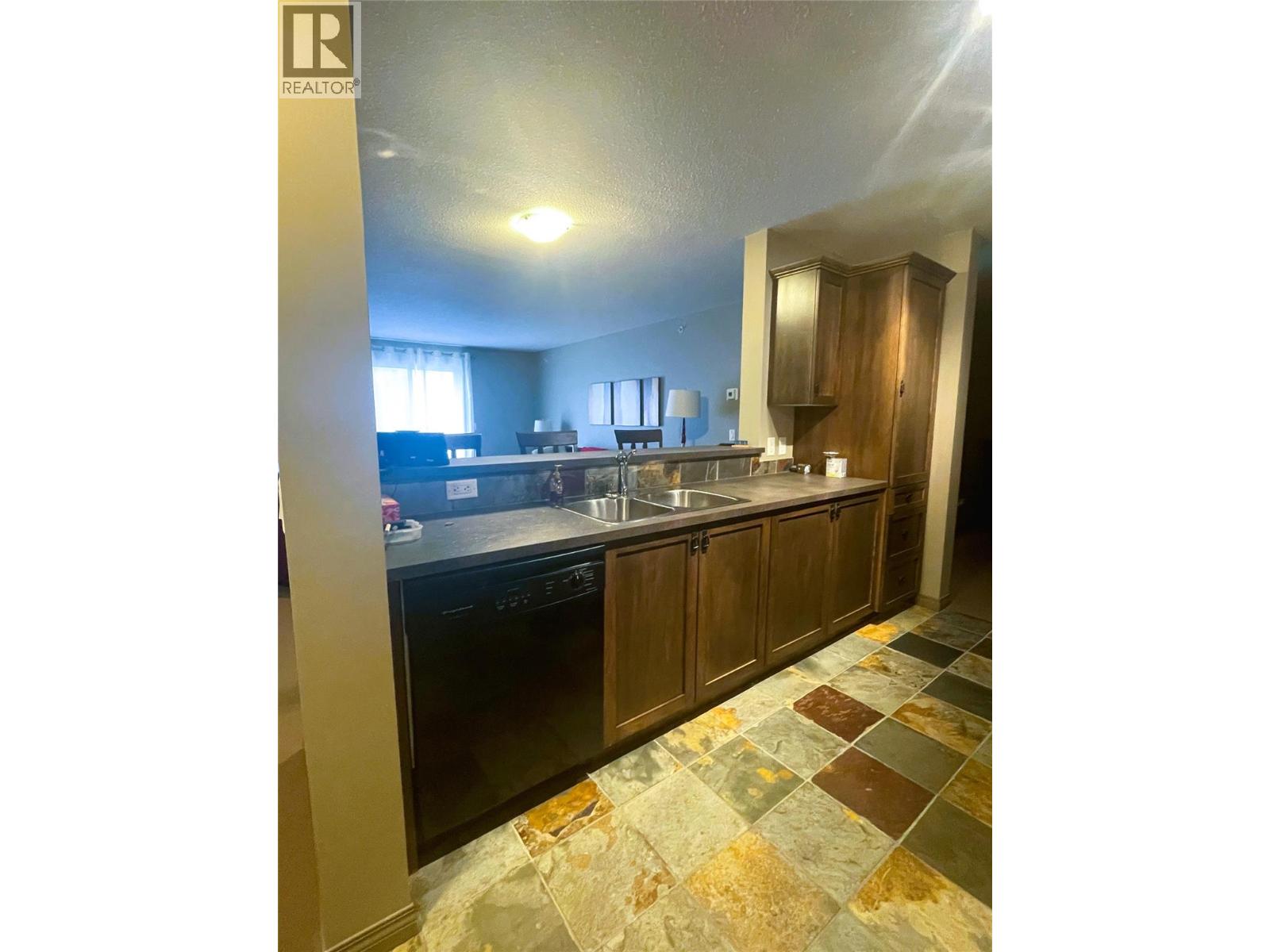 4884 Stanley Street Unit# 407, Radium Hot Springs, British Columbia  V0A 1M0 - Photo 4 - 10379787