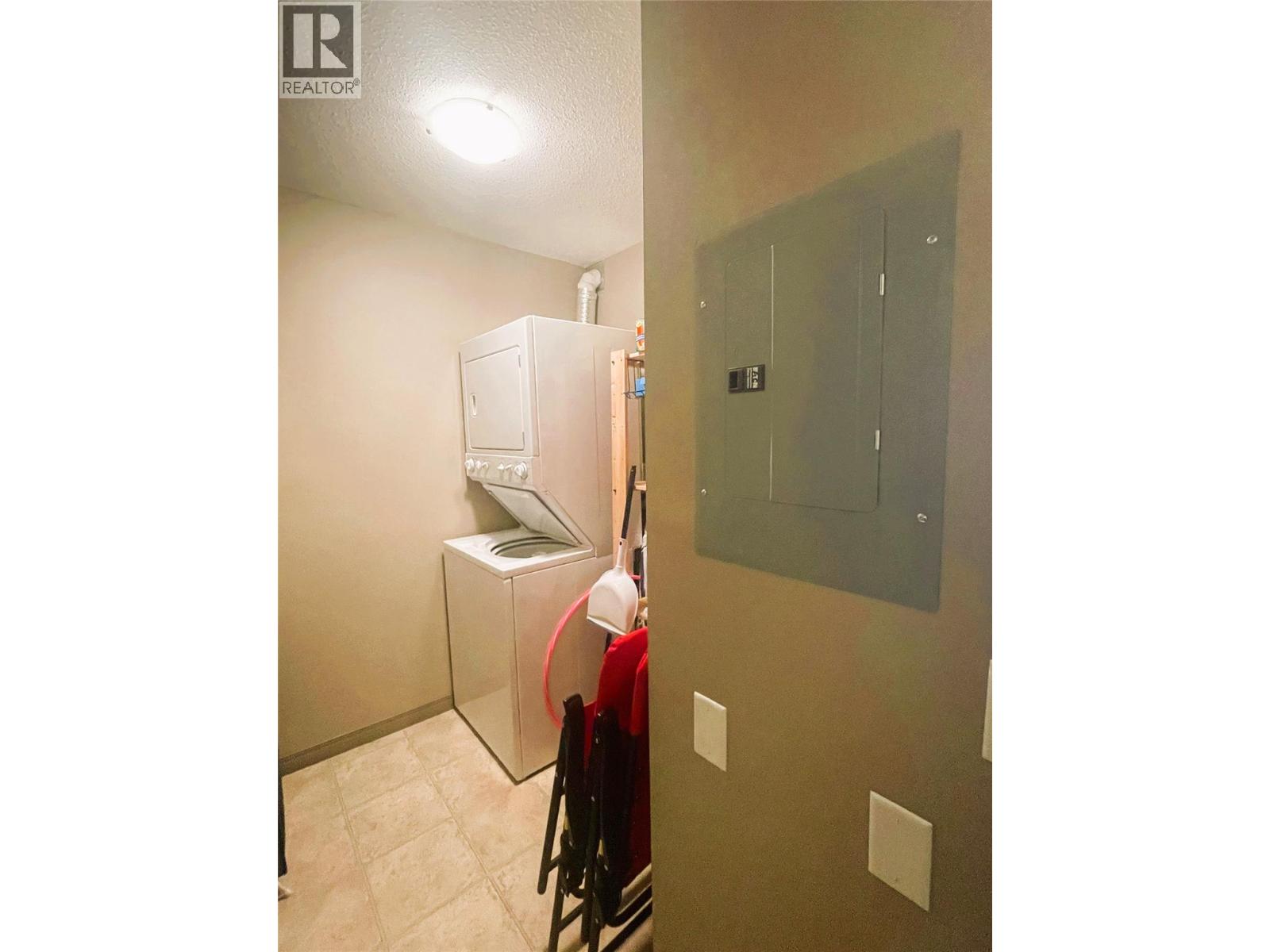 4884 Stanley Street Unit# 407, Radium Hot Springs, British Columbia  V0A 1M0 - Photo 9 - 10379787