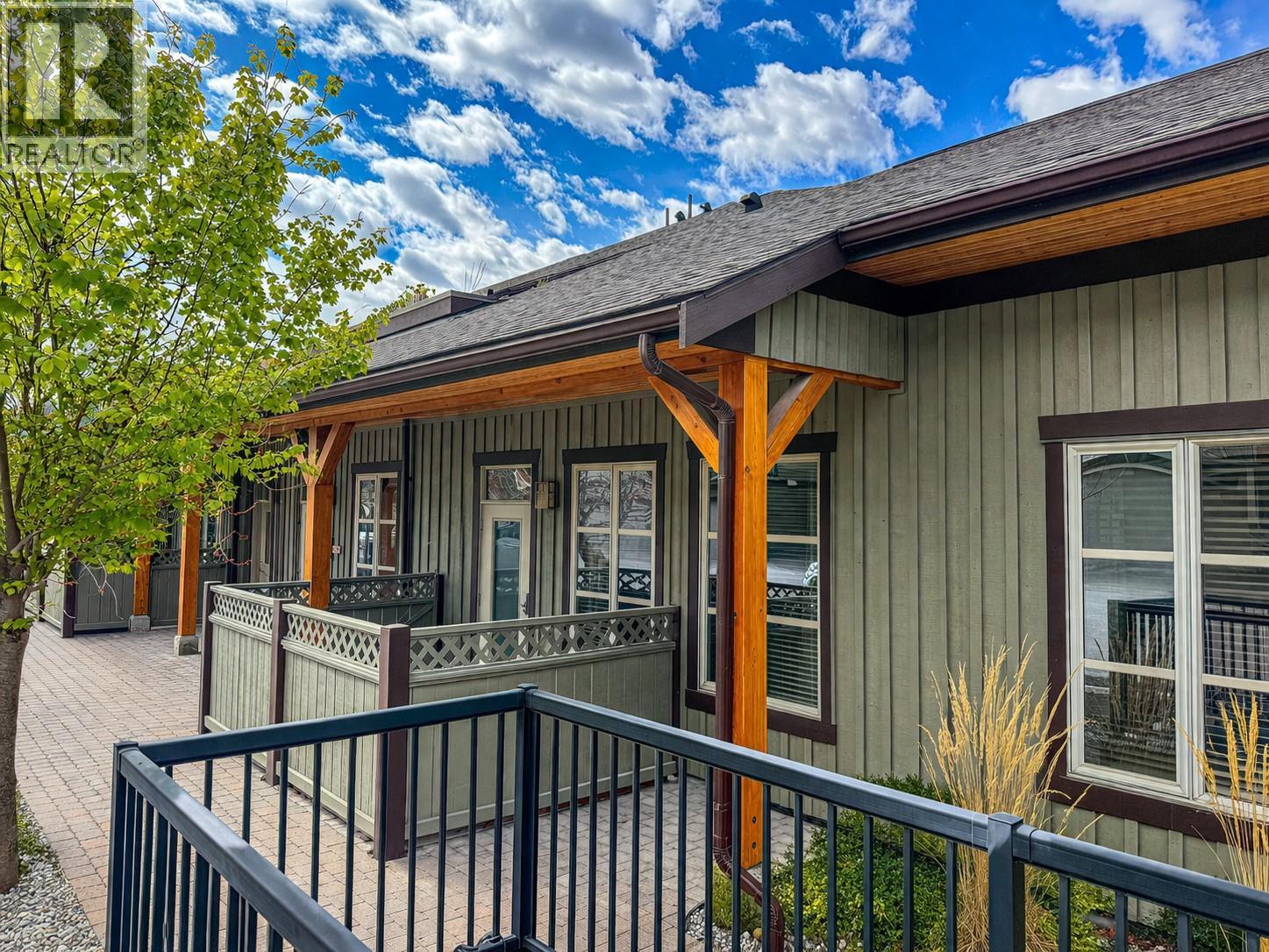 901 7TH Avenue Unit# 207, Invermere, British Columbia