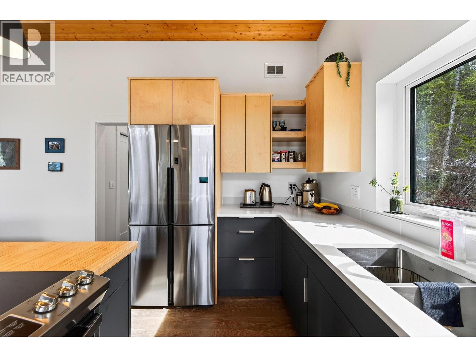 1414 Black Bear Drive, Golden, British Columbia  V0A 1H7 - Photo 14 - 10382718