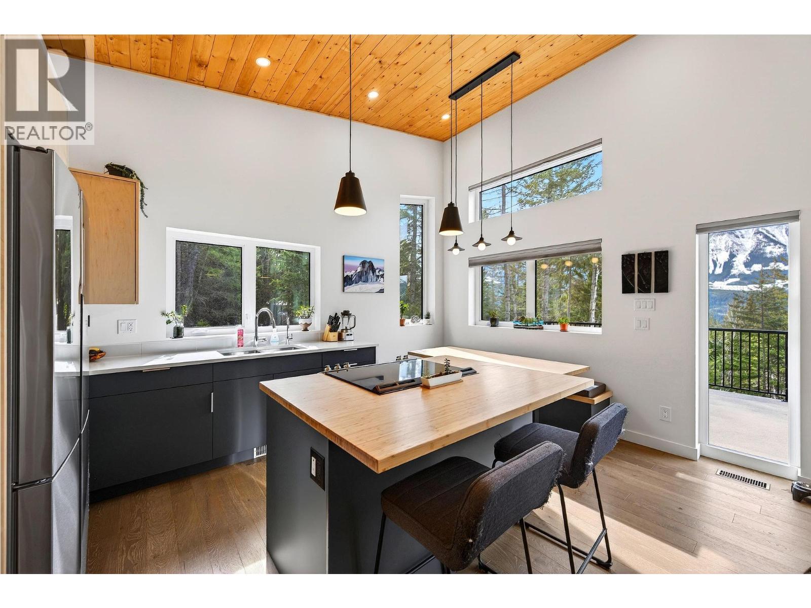 1414 Black Bear Drive, Golden, British Columbia  V0A 1H7 - Photo 21 - 10382718