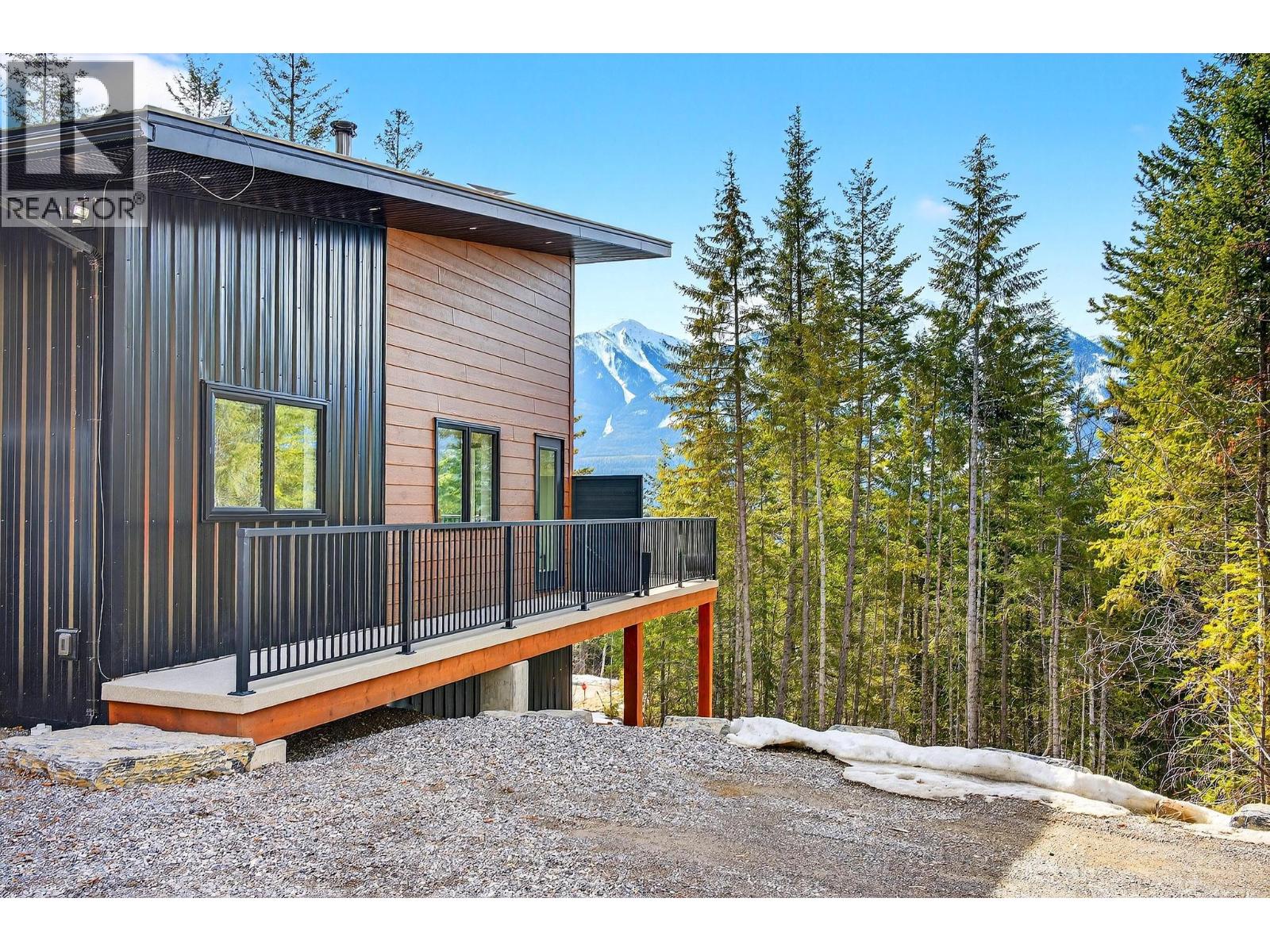 1414 Black Bear Drive, Golden, British Columbia  V0A 1H7 - Photo 32 - 10382718