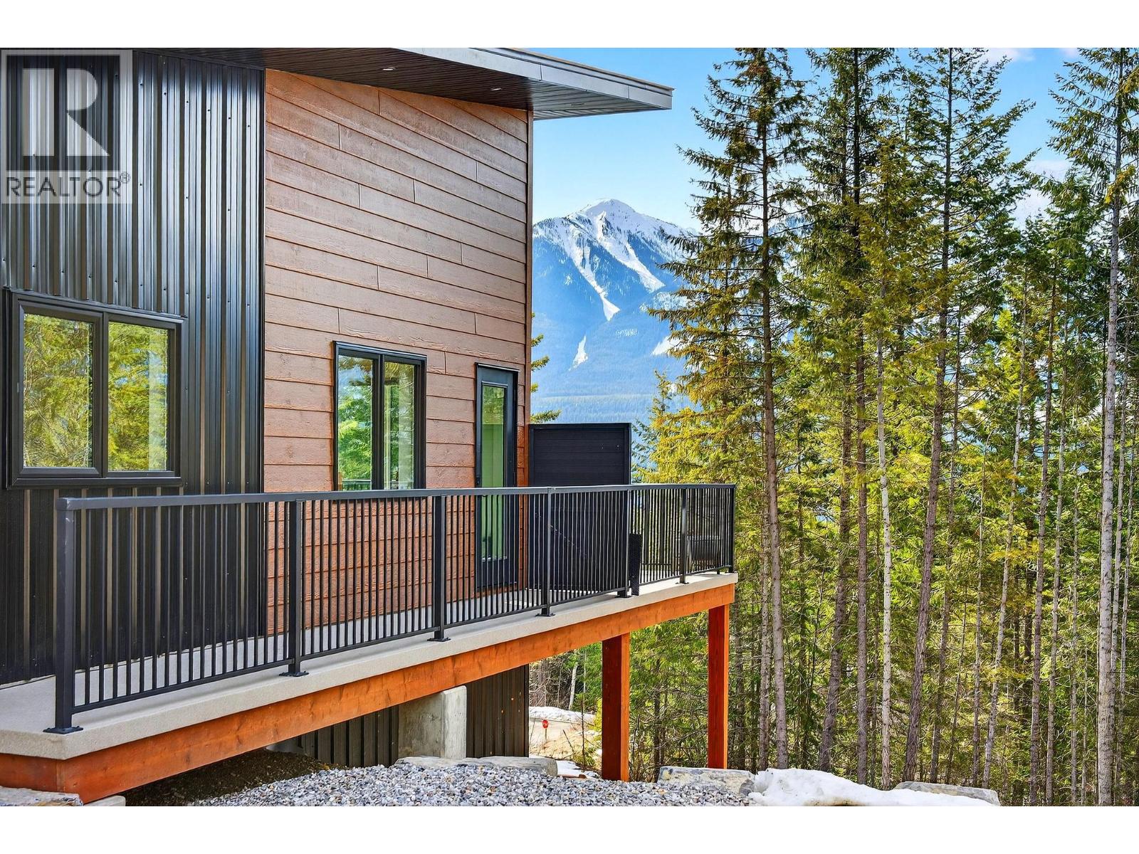 1414 Black Bear Drive, Golden, British Columbia  V0A 1H7 - Photo 44 - 10382718