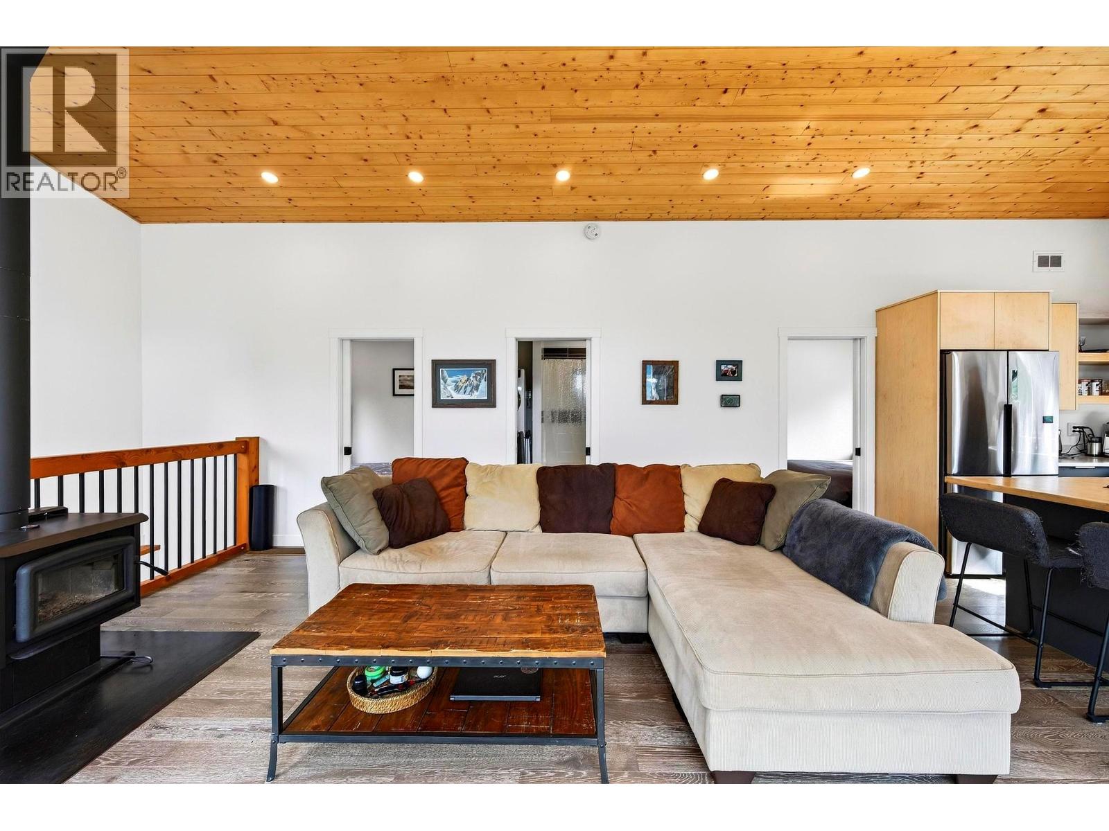 1414 Black Bear Drive, Golden, British Columbia  V0A 1H7 - Photo 7 - 10382718