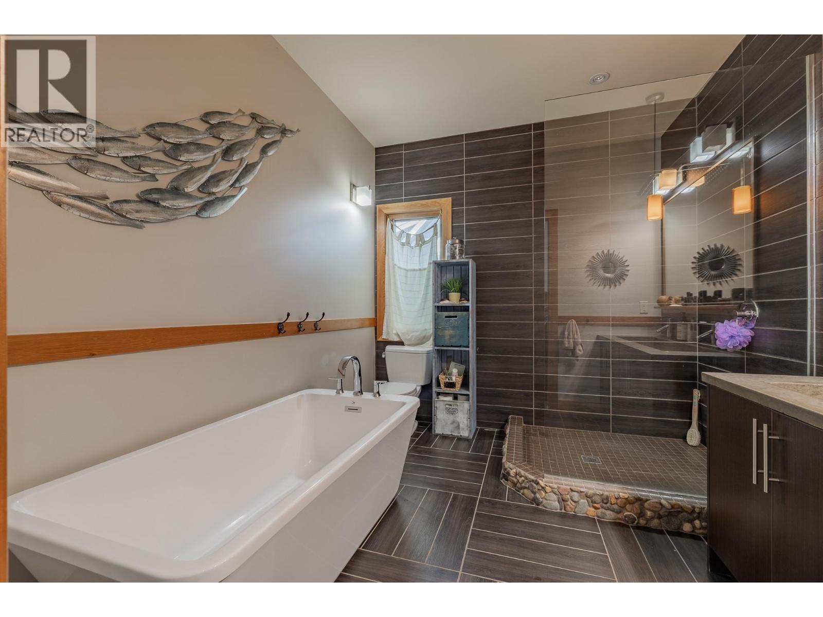 1373 Canterbury Way, Invermere, British Columbia  V0A 1K4 - Photo 23 - 10383000