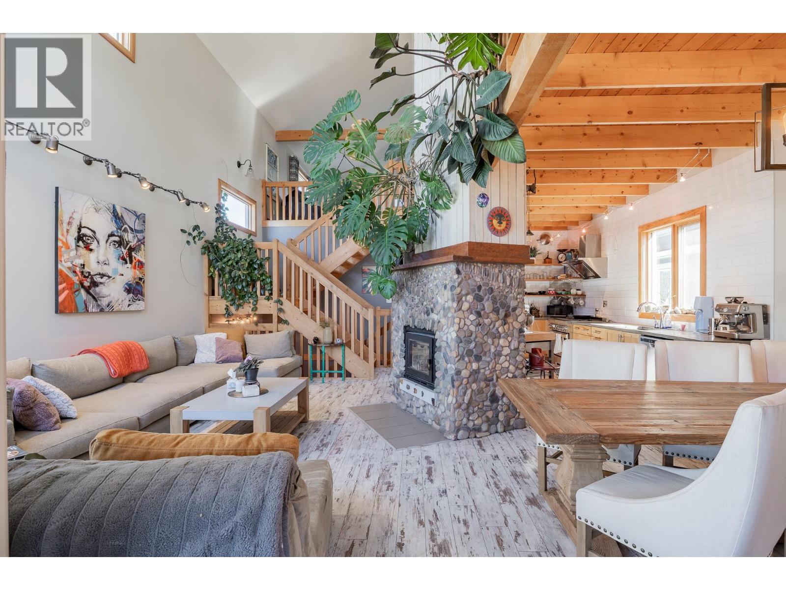 1373 Canterbury Way, Invermere, British Columbia  V0A 1K4 - Photo 9 - 10383000