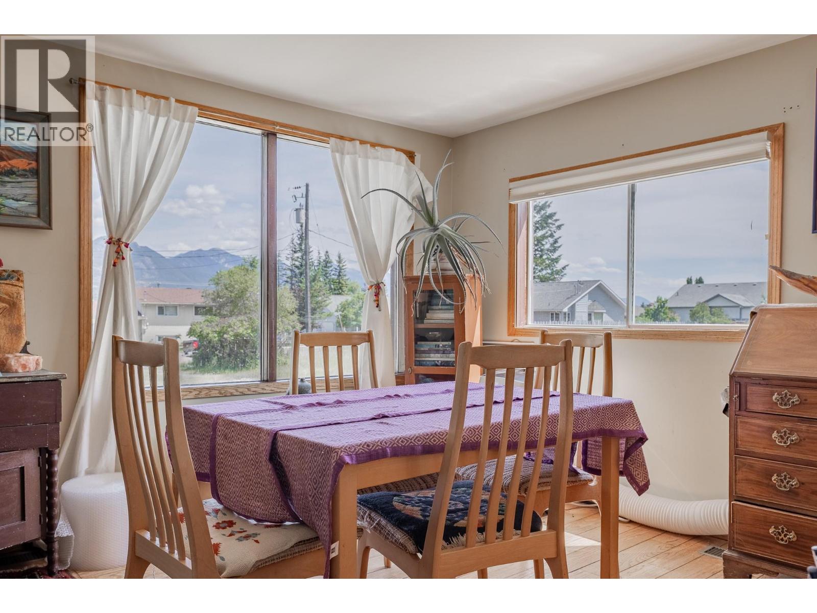 1012 11 Avenue, Invermere, British Columbia  V0A 1K4 - Photo 22 - 10383077