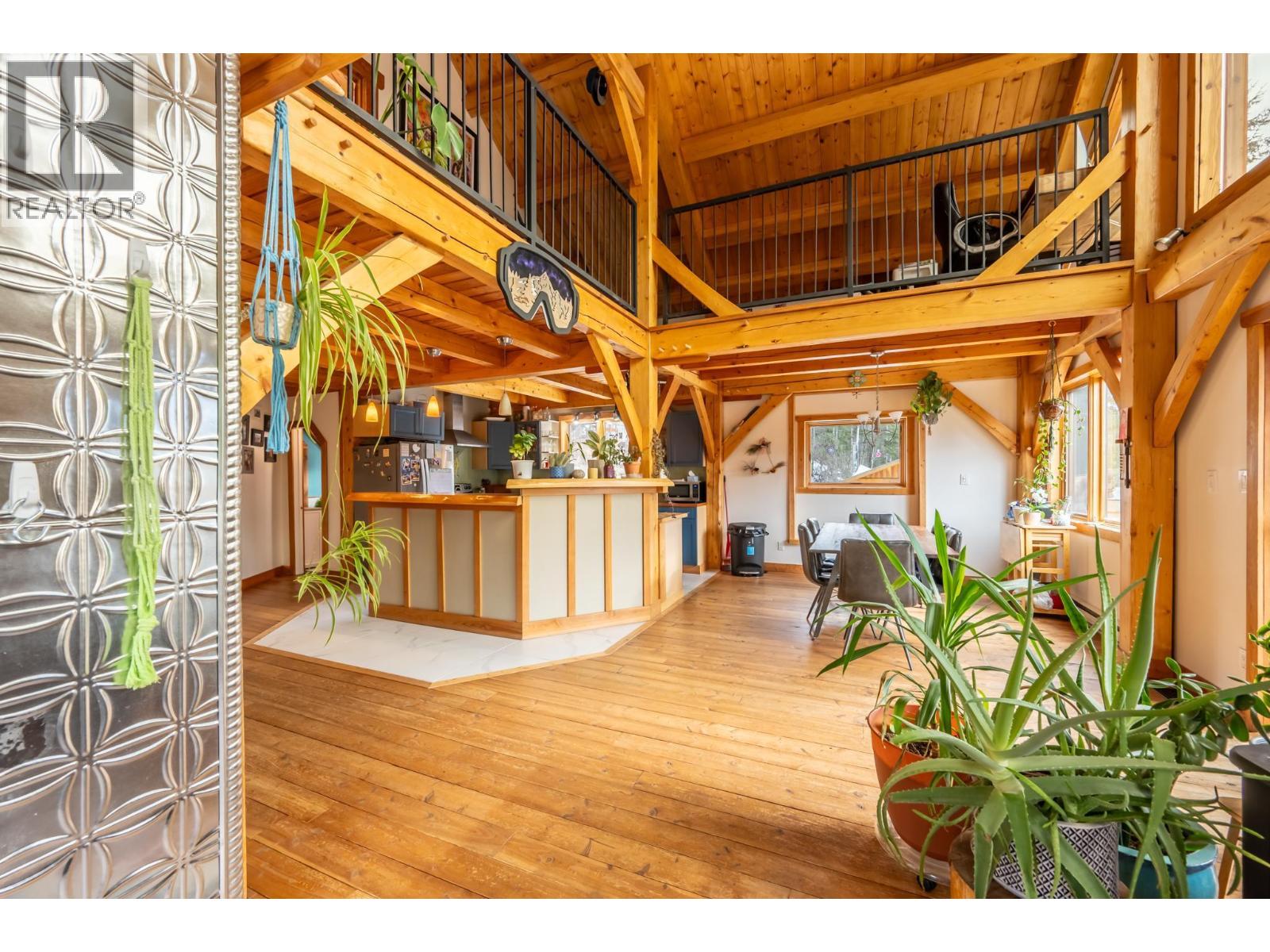 2360 Trans Canada  N Highway, Golden, British Columbia  V0A 1H1 - Photo 10 - 10383080