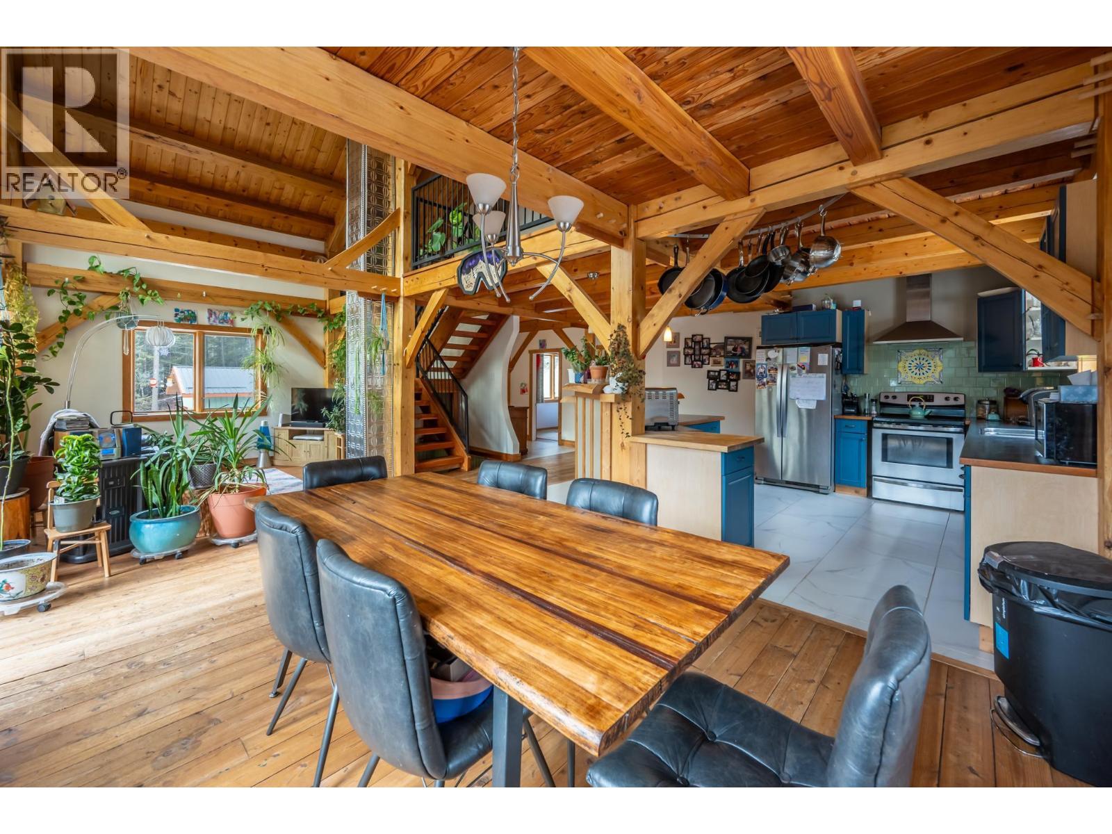 2360 Trans Canada  N Highway, Golden, British Columbia  V0A 1H1 - Photo 15 - 10383080