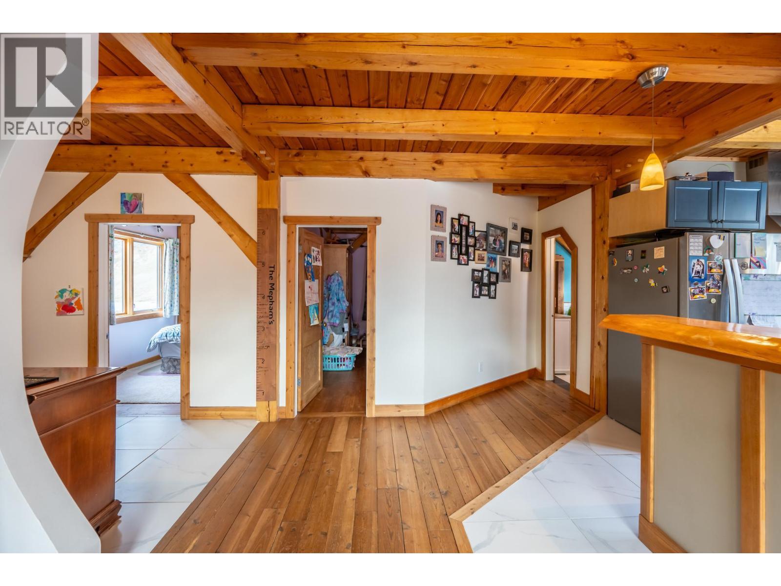 2360 Trans Canada  N Highway, Golden, British Columbia  V0A 1H1 - Photo 24 - 10383080