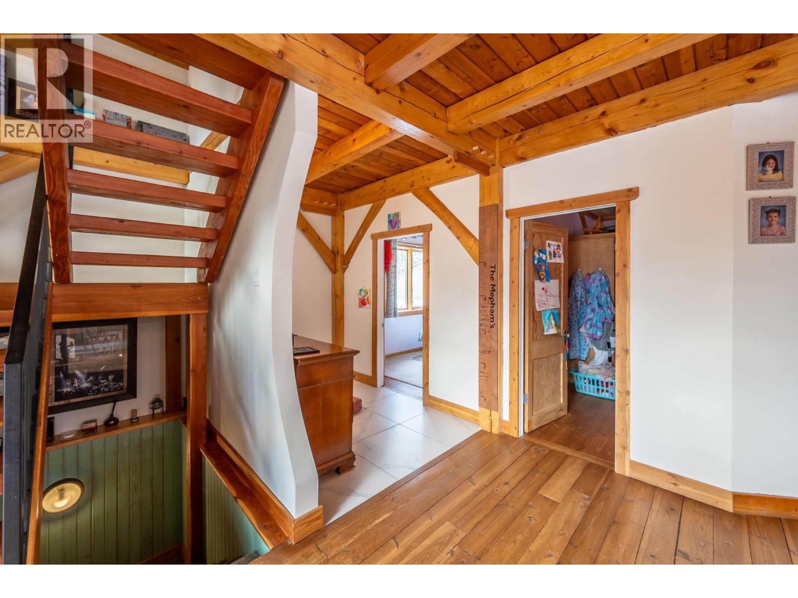 2360 Trans Canada  N Highway, Golden, British Columbia  V0A 1H1 - Photo 25 - 10383080