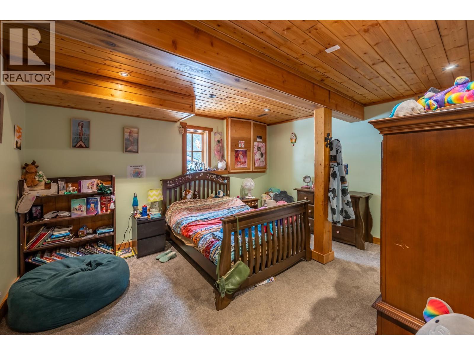 2360 Trans Canada  N Highway, Golden, British Columbia  V0A 1H1 - Photo 52 - 10383080