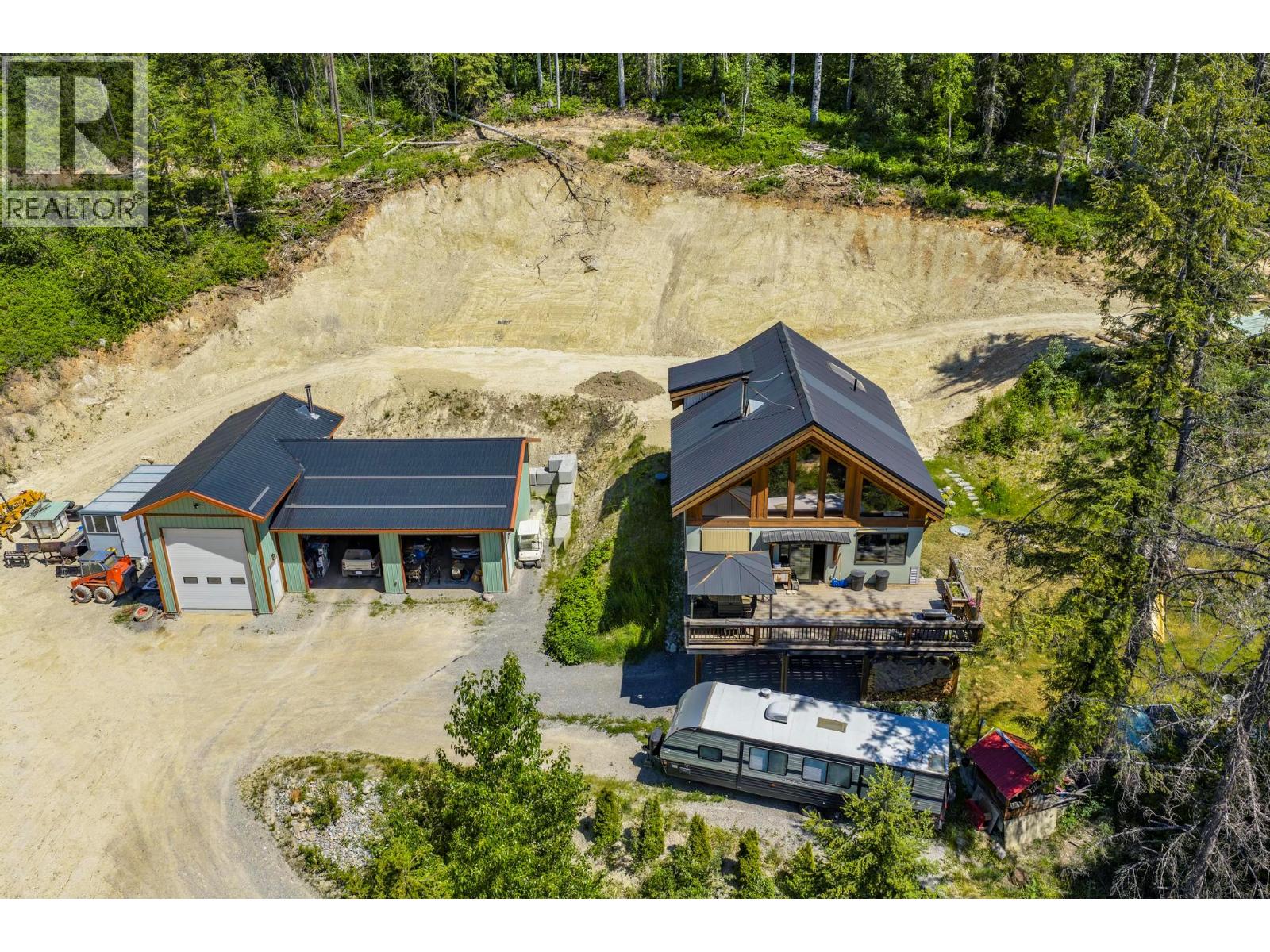 2360 Trans Canada  N Highway, Golden, British Columbia  V0A 1H1 - Photo 64 - 10383080