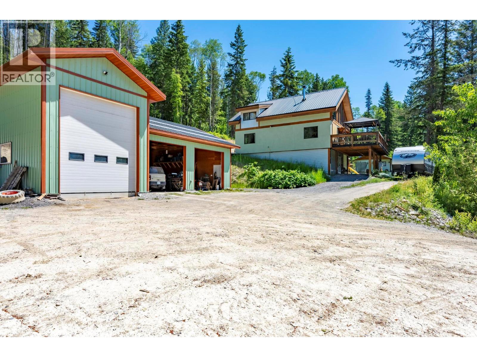 2360 Trans Canada  N Highway, Golden, British Columbia  V0A 1H1 - Photo 82 - 10383080