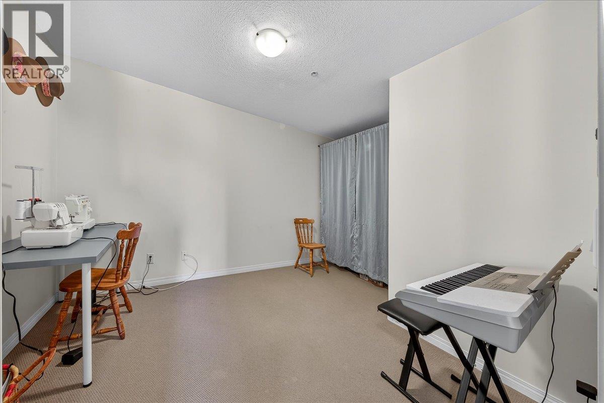 4884 Stanley Street Unit# 310, Radium Hot Springs, British Columbia  V0A 1M0 - Photo 23 - 10382883