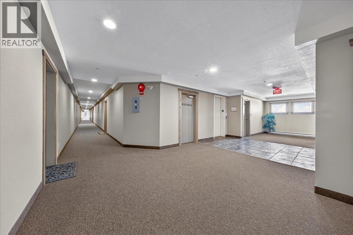 4884 Stanley Street Unit# 310, Radium Hot Springs, British Columbia  V0A 1M0 - Photo 31 - 10382883