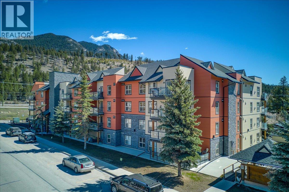 4884 Stanley Street Unit# 310, Radium Hot Springs, British Columbia  V0A 1M0 - Photo 34 - 10382883