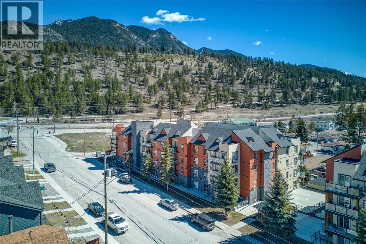 4884 Stanley Street Unit# 310, Radium Hot Springs, British Columbia  V0A 1M0 - Photo 35 - 10382883